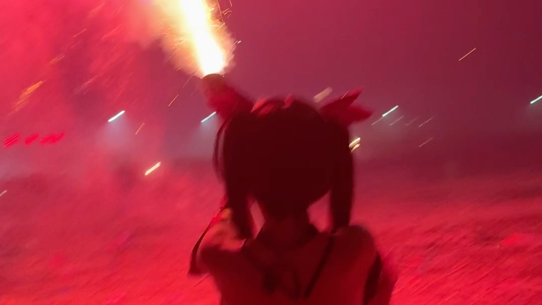 cos花火放花火但是被炸飞版